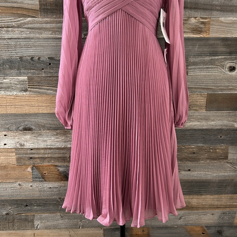 NWT Theia Sample Pleated Midi Dress Long Sleeve Size 4 - Picture 4 of 14